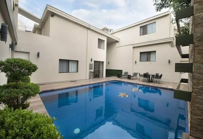 호텔 Antaris Valle