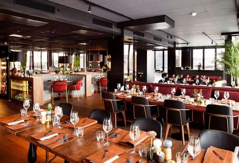 Clarion Hotel The Hub