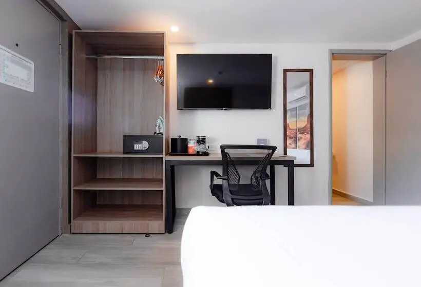 ホテル Comfort Inn Hermosillo Pitic