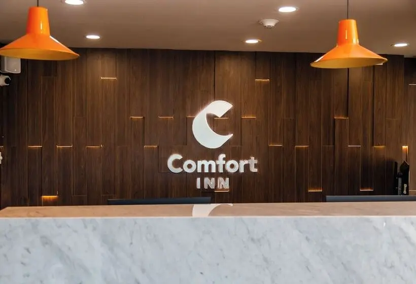 ホテル Comfort Inn Hermosillo Pitic