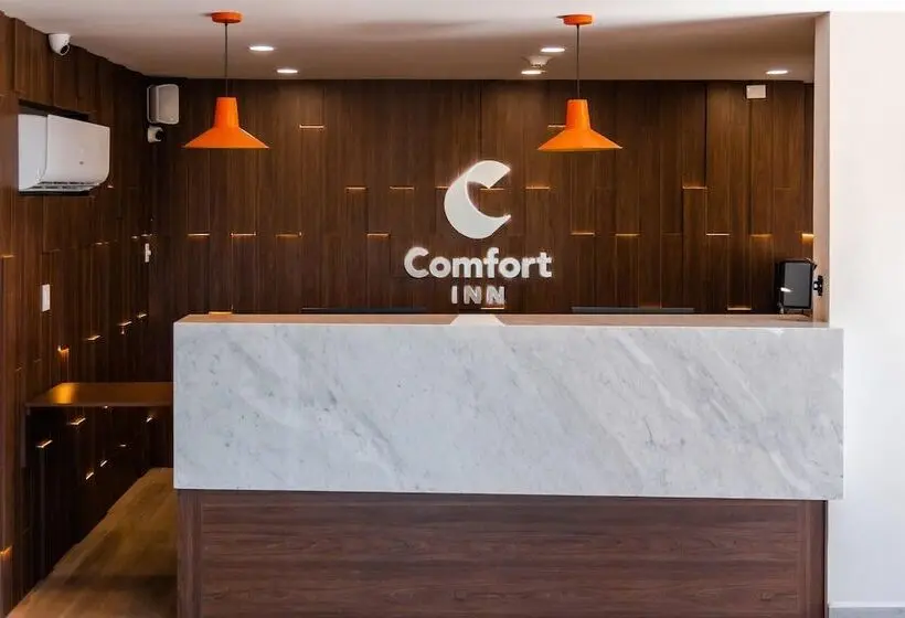 ホテル Comfort Inn Hermosillo Pitic