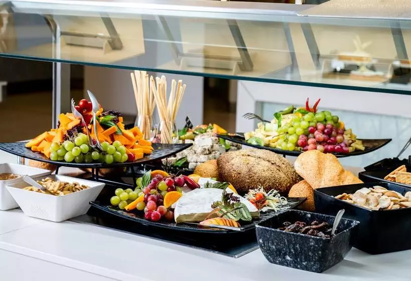 Hotel Db Seabank Resort + Spa All Inclusive