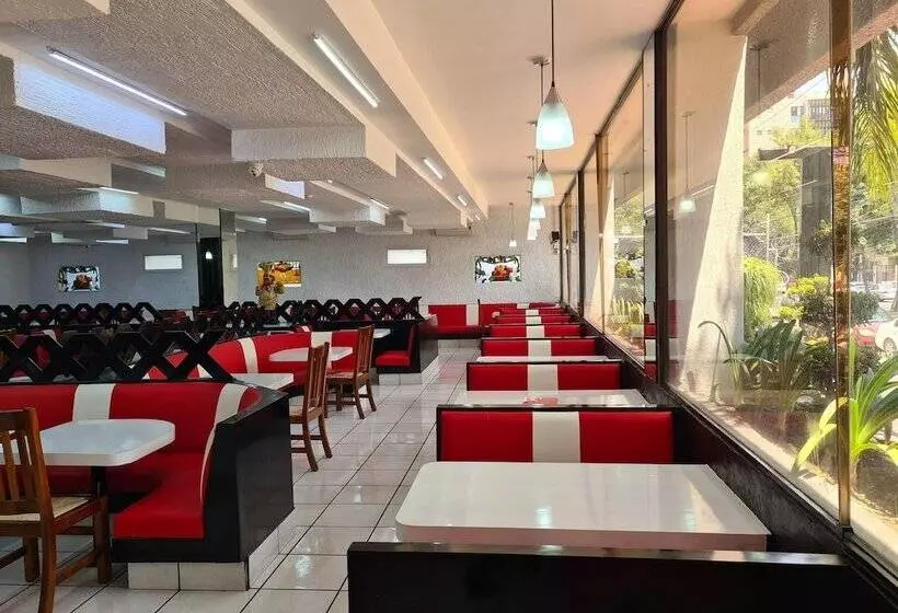 Отель Las Pergolas