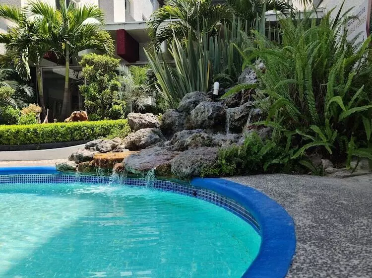 Отель Las Pergolas