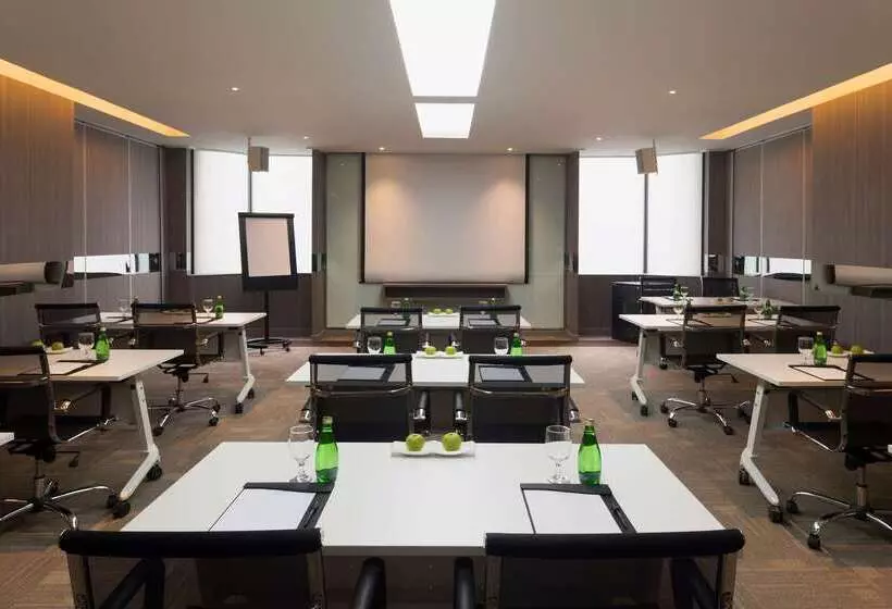 هتل Melia Kuala Lumpur