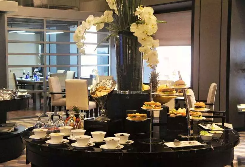 هتل Melia Kuala Lumpur