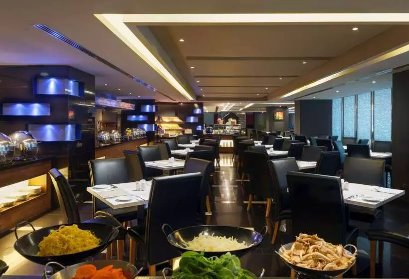 هتل Melia Kuala Lumpur