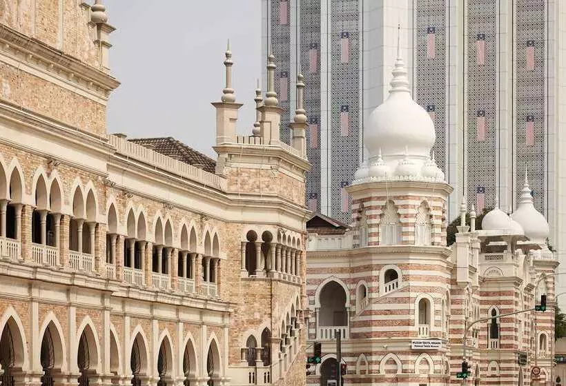 هتل Melia Kuala Lumpur