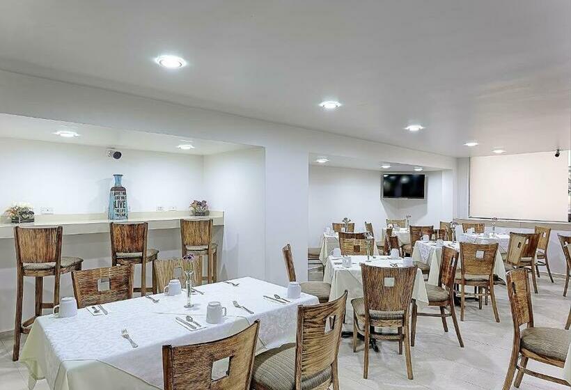 فندق Olmeca Plaza Urban Express