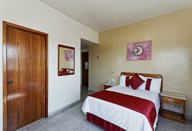فندق Olmeca Plaza Urban Express
