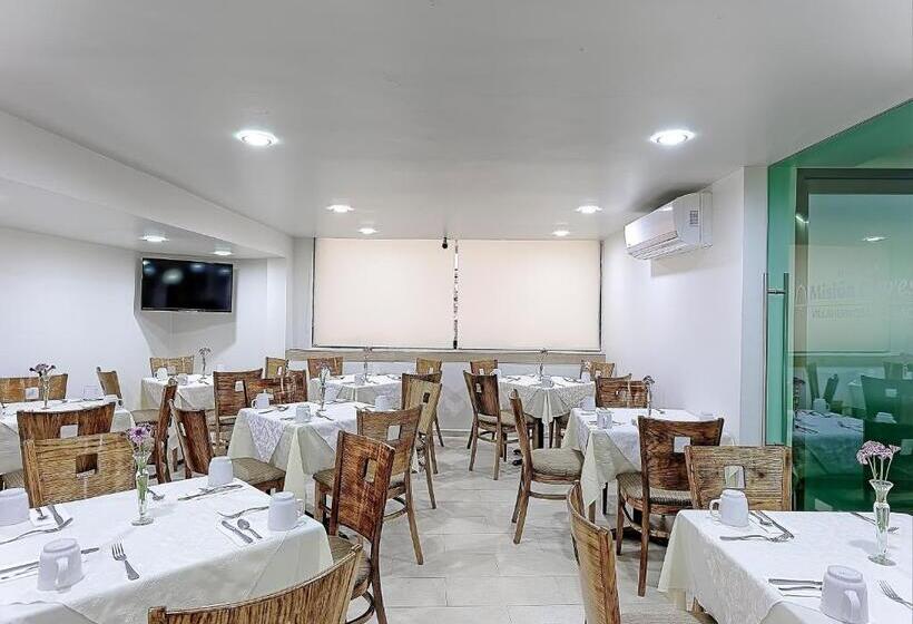 فندق Olmeca Plaza Urban Express