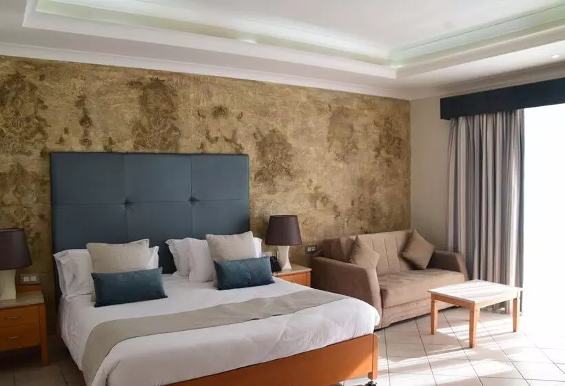 هتل Paradise Bay Resort