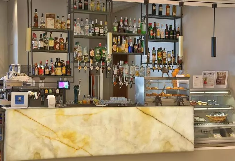 هتل Paradise Bay Resort