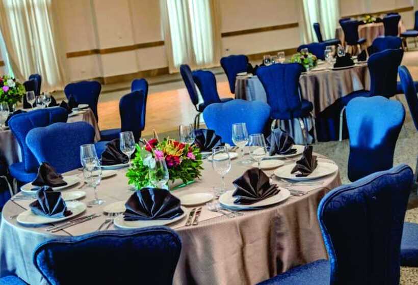 هتل Presidente Intercontinental Puebla, An Ihg