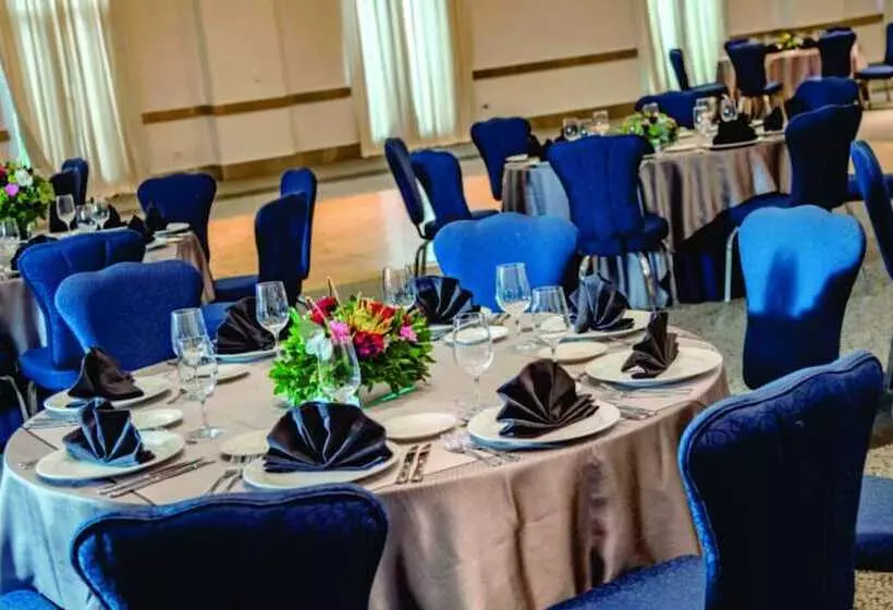 فندق Presidente Intercontinental Puebla, An Ihg