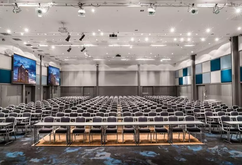 Radisson Blu Scandinavia Hotel, Oslo