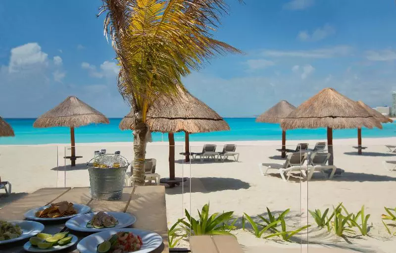 منتجع Krystal Grand Cancun - All Inclusive