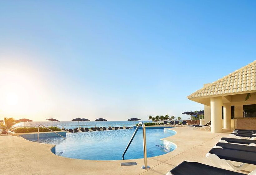 استراحتگاه Occidental Tucancun All Inclusive