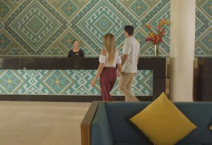 リゾートホテル Occidental Tucancun All Inclusive