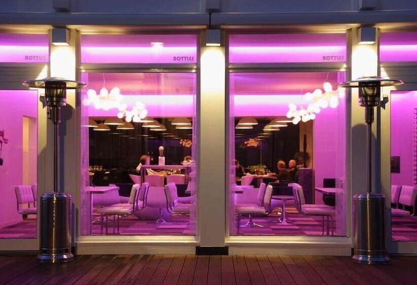 ホテル & Appartementen Royal