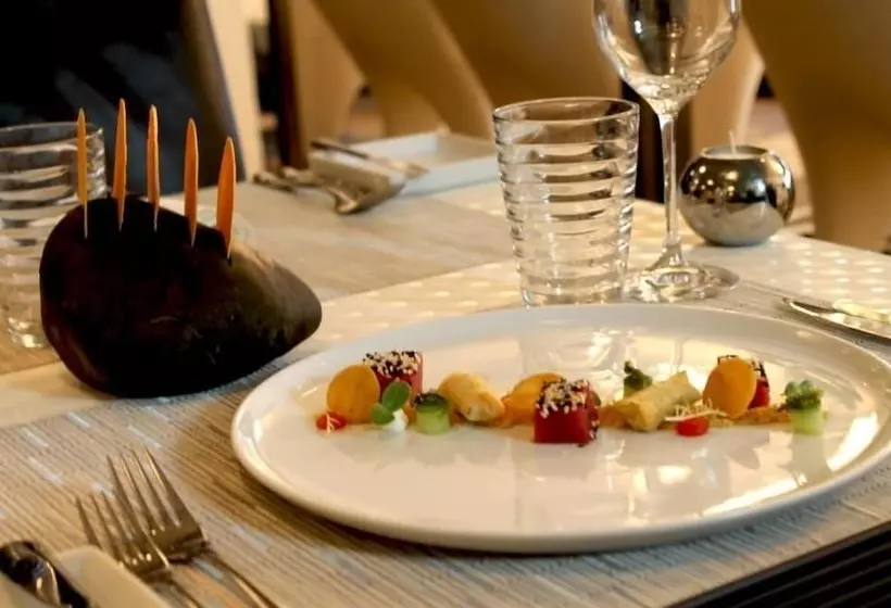 酒店 & Appartementen Royal