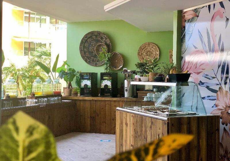 هتل Curacao Avila Beach