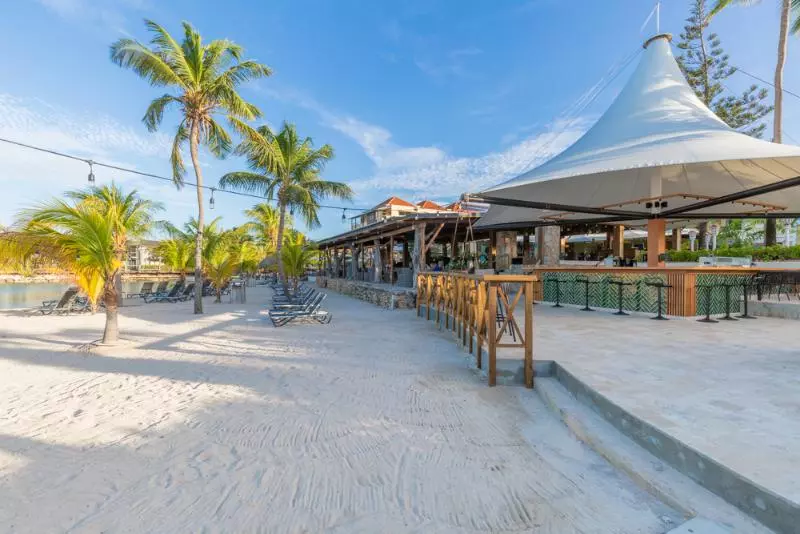 هتل Curacao Avila Beach