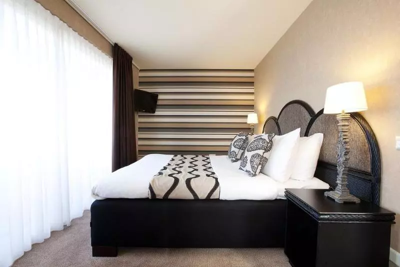 Hôtel Carlton Oasis