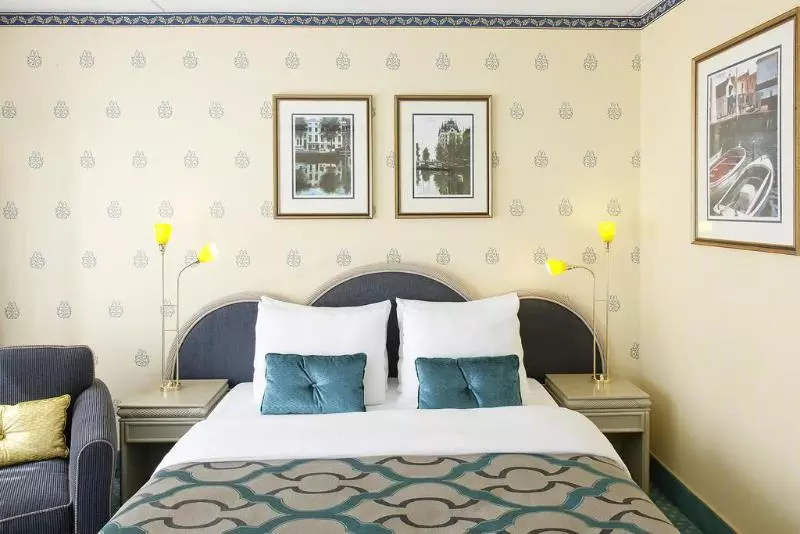 Hôtel Carlton Oasis