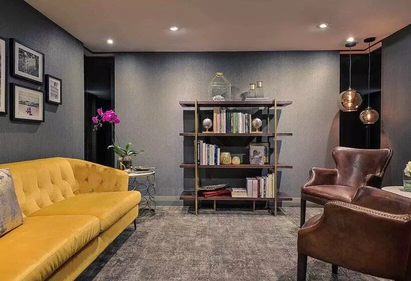 Mövenpick Hotel Auckland