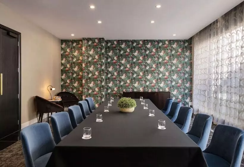 Mövenpick Hotel Auckland