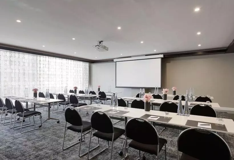 Mövenpick Hotel Auckland