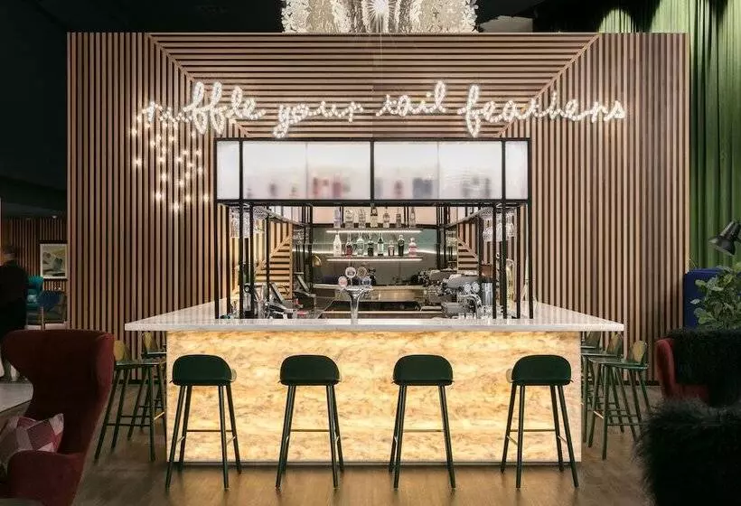 فندق Naumi  Auckland Airport