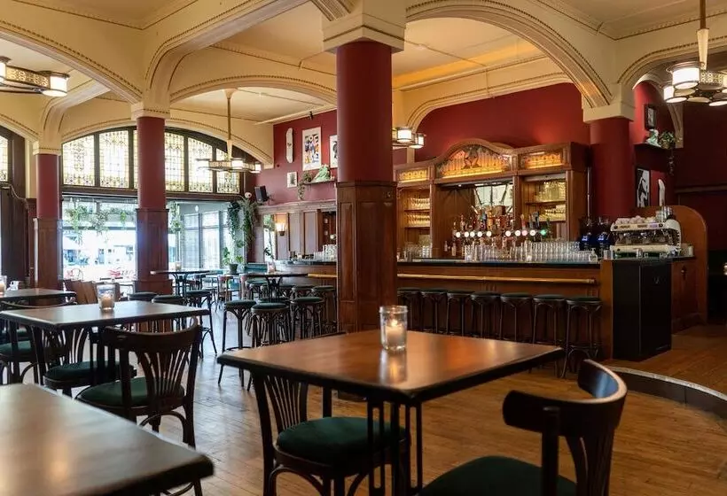 ホテル NH Amsterdam Schiller