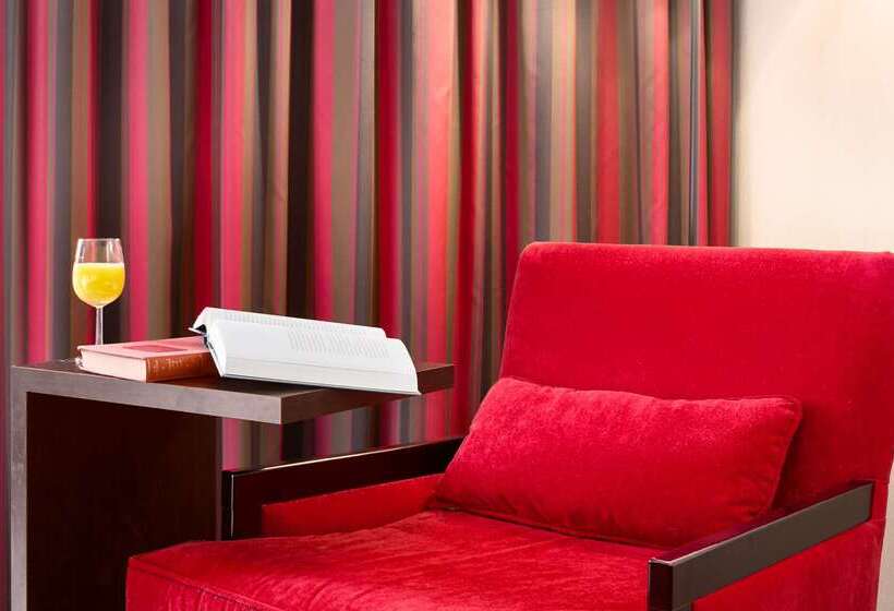 Hotelli NH Capelle Rotterdam