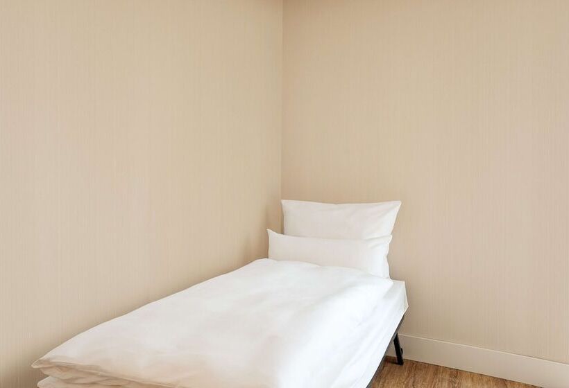 Hotelli NH Capelle Rotterdam