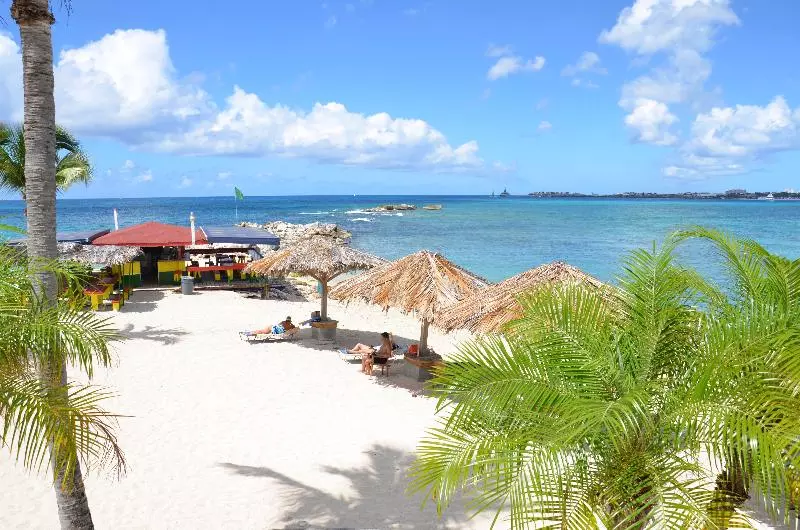 Hotel Simpson Bay Resort Marina & Spa