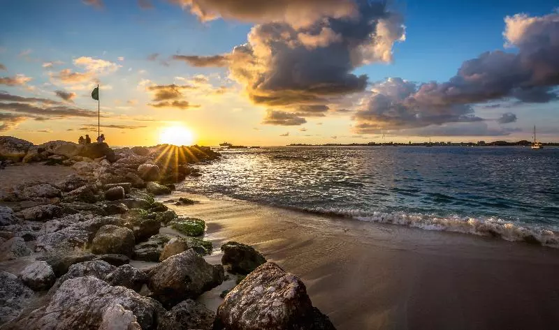 Hotel Simpson Bay Resort Marina & Spa