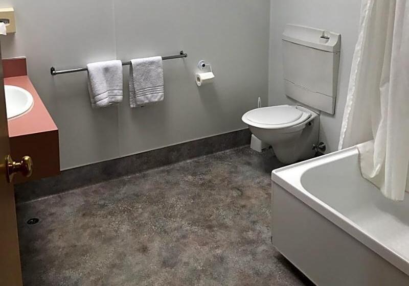 Asure Explorer Motel & Apartments