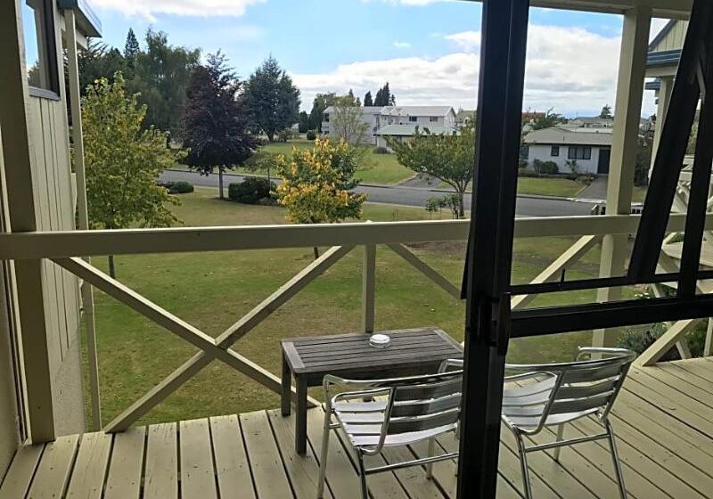 Asure Explorer Motel & Apartments