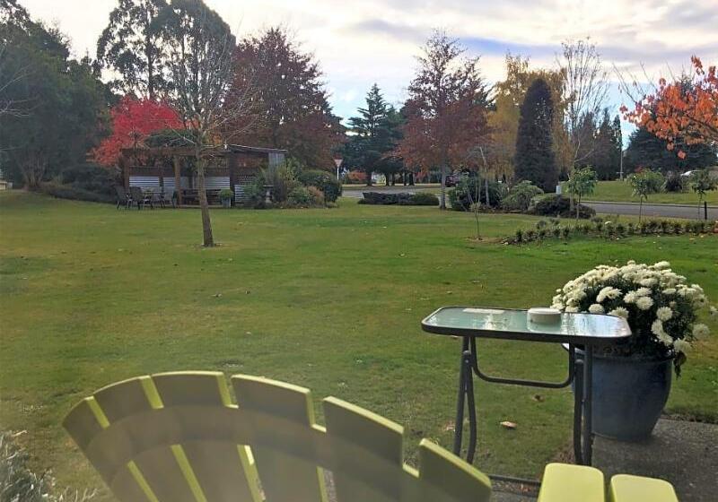 Asure Explorer Motel & Apartments