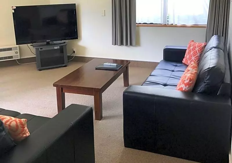 Asure Explorer Motel & Apartments