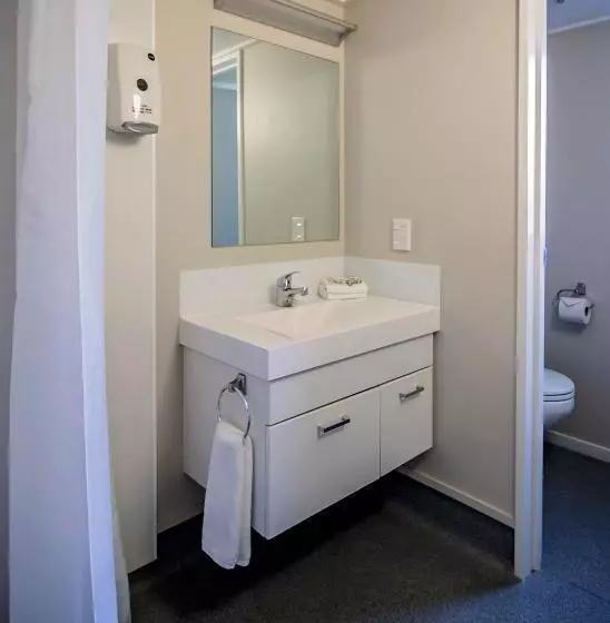 Отель Aspree Motor Inn