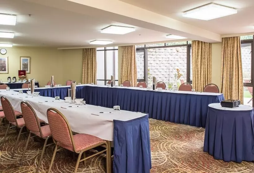 Copthorne Hotel & Resort Lakefront Queenstown