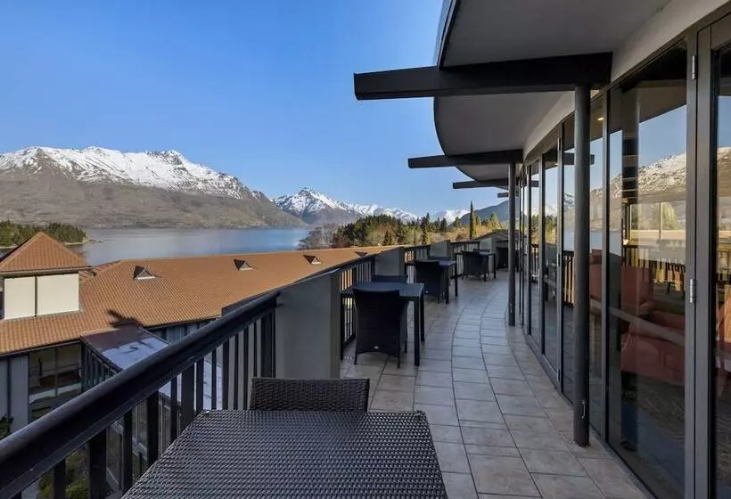 Copthorne Hotel & Resort Lakefront Queenstown