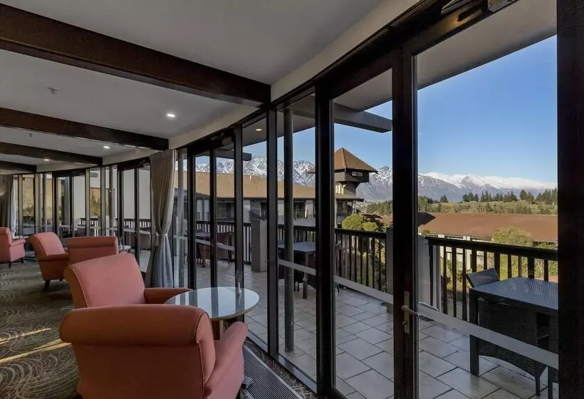 Copthorne Hotel & Resort Lakefront Queenstown