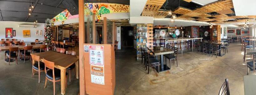 هتل Coral By The Sea