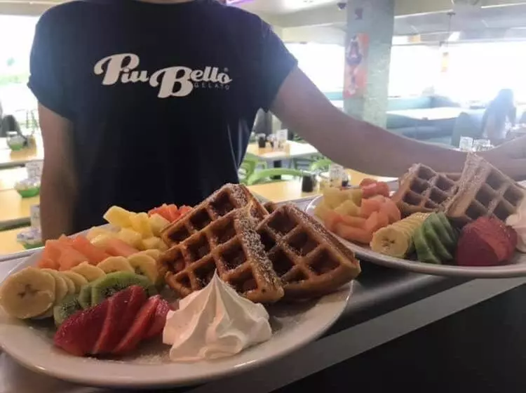 هتل Coral By The Sea