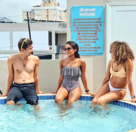 هتل Coral By The Sea