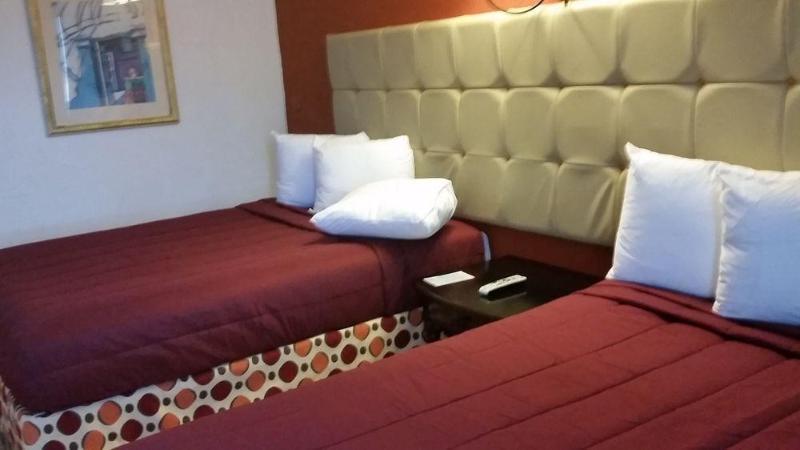 هتل Coral By The Sea